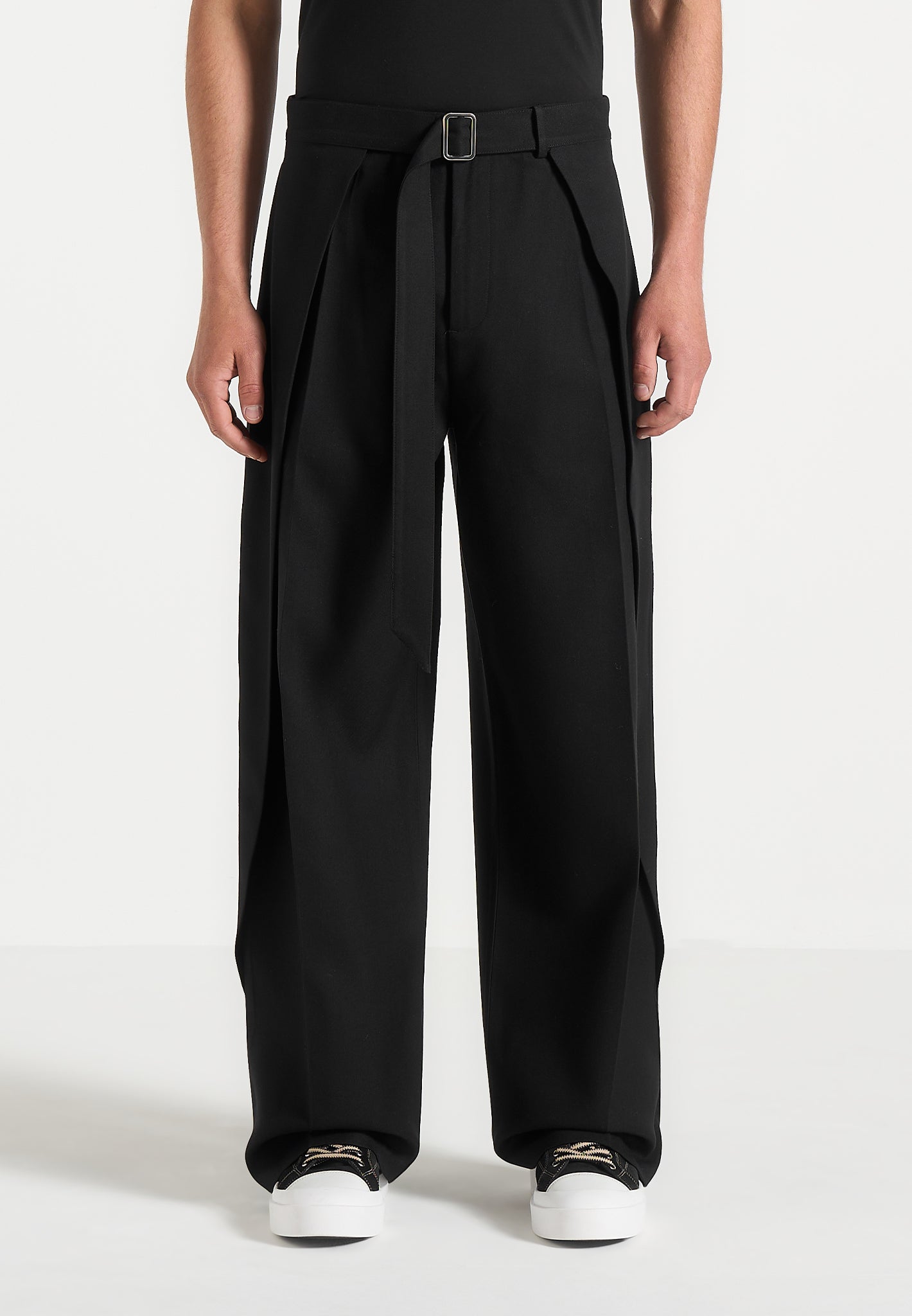 Charles - Relaxed Fit Wrap Leg Tailored Trousers - Black 