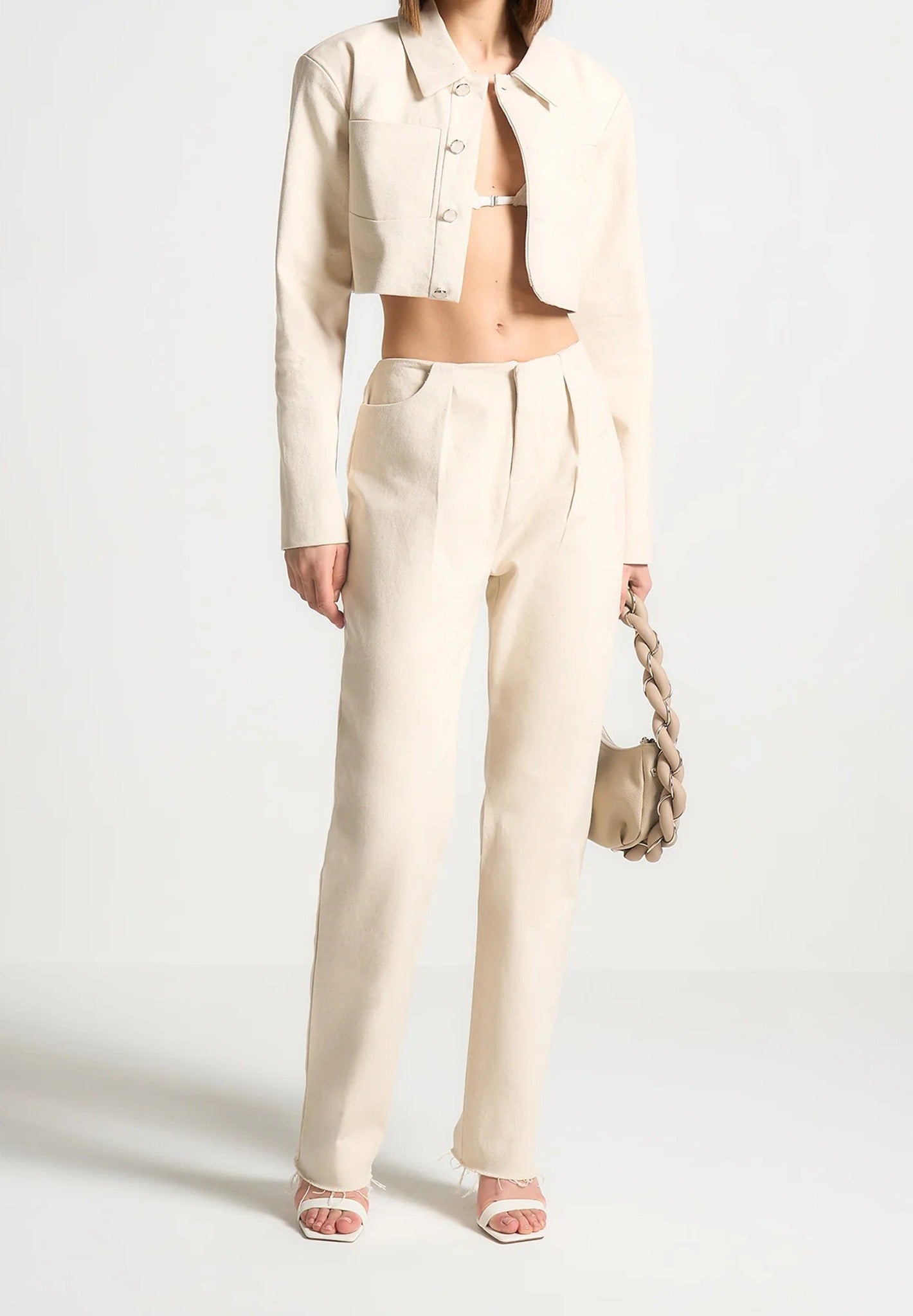 pleated-boyfriend-jeans-ecru 