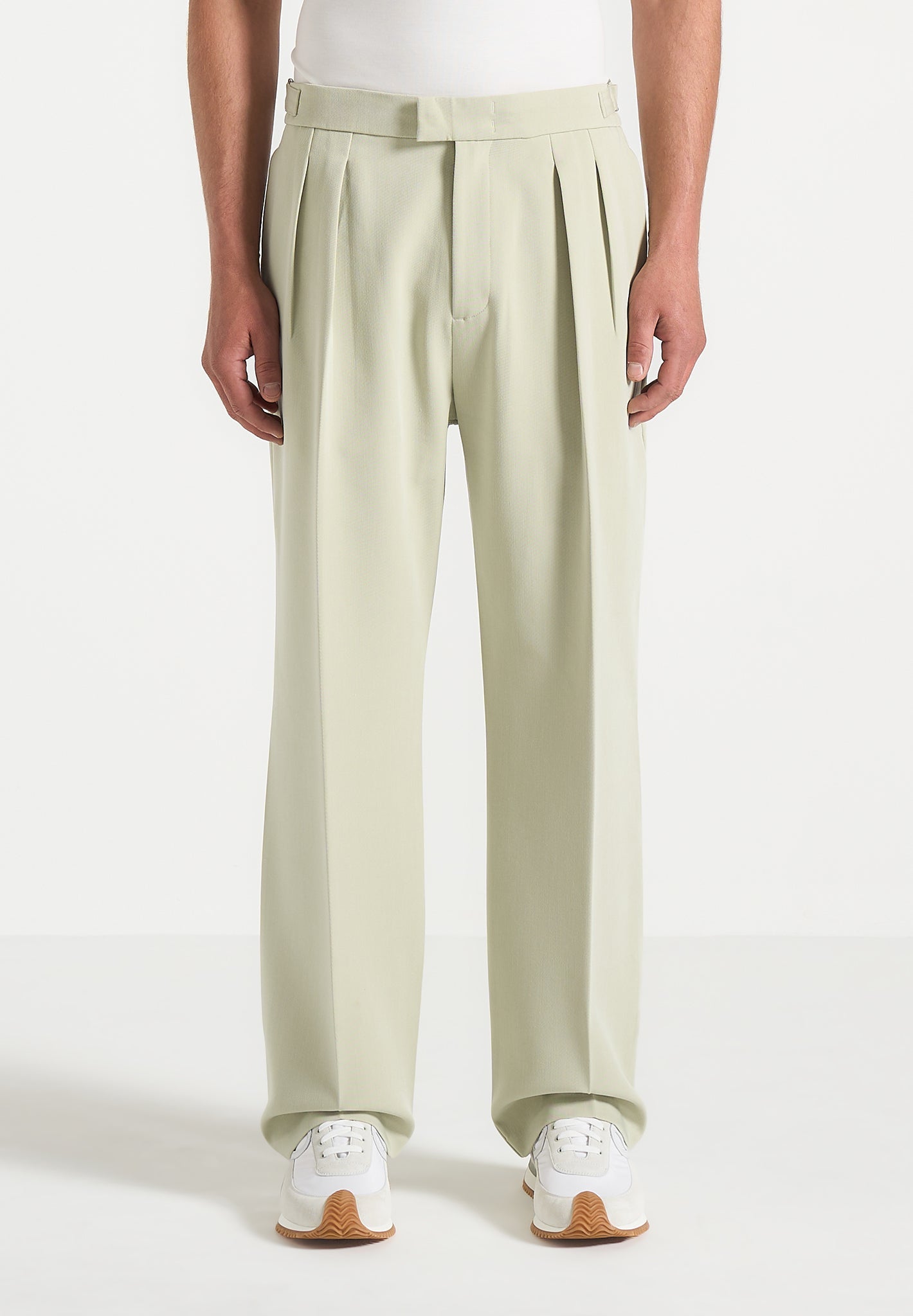 Pierre - Relaxed Fit Hatched Pleated Tailored Trousers - Sage