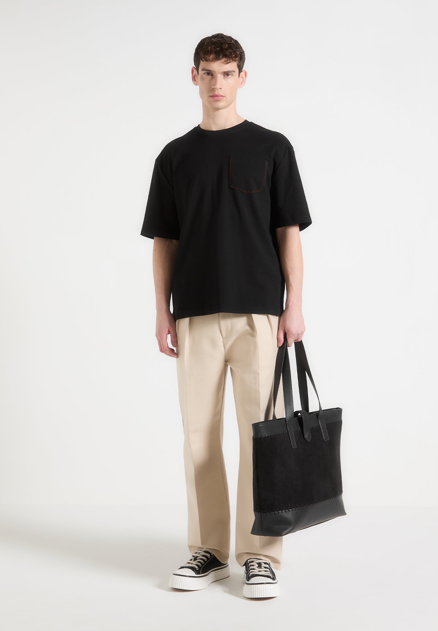 whipstitch-pocket-t-shirt-black 