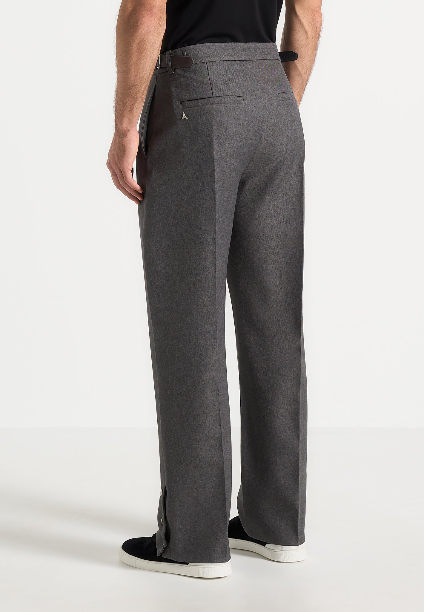 Boris - Relaxed Fit Tailored Button Cuff Trousers - Grey