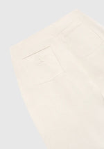 pleated-boyfriend-jeans-ecru