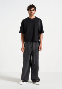 Leon - Boxy Cropped T-Shirt - Black