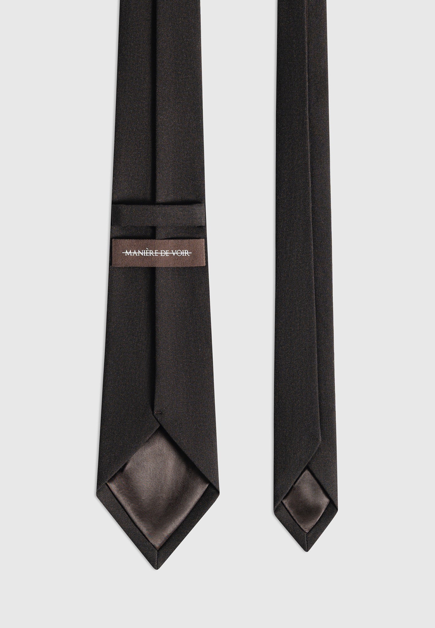 ac002-tie-brown