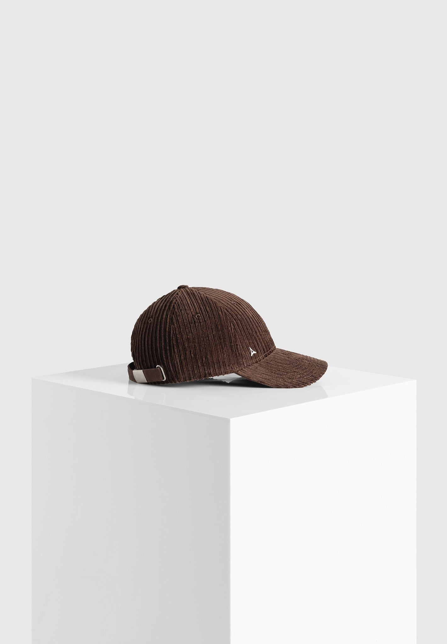 corduroy-cap-brown