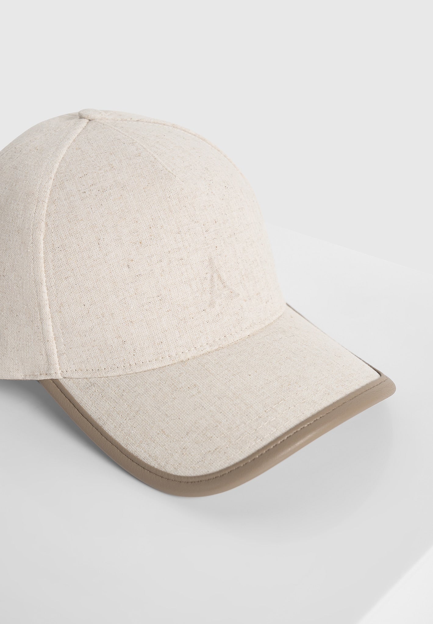 Vincent - Embossed Eiffel Cap With Leather Trim - Natural 