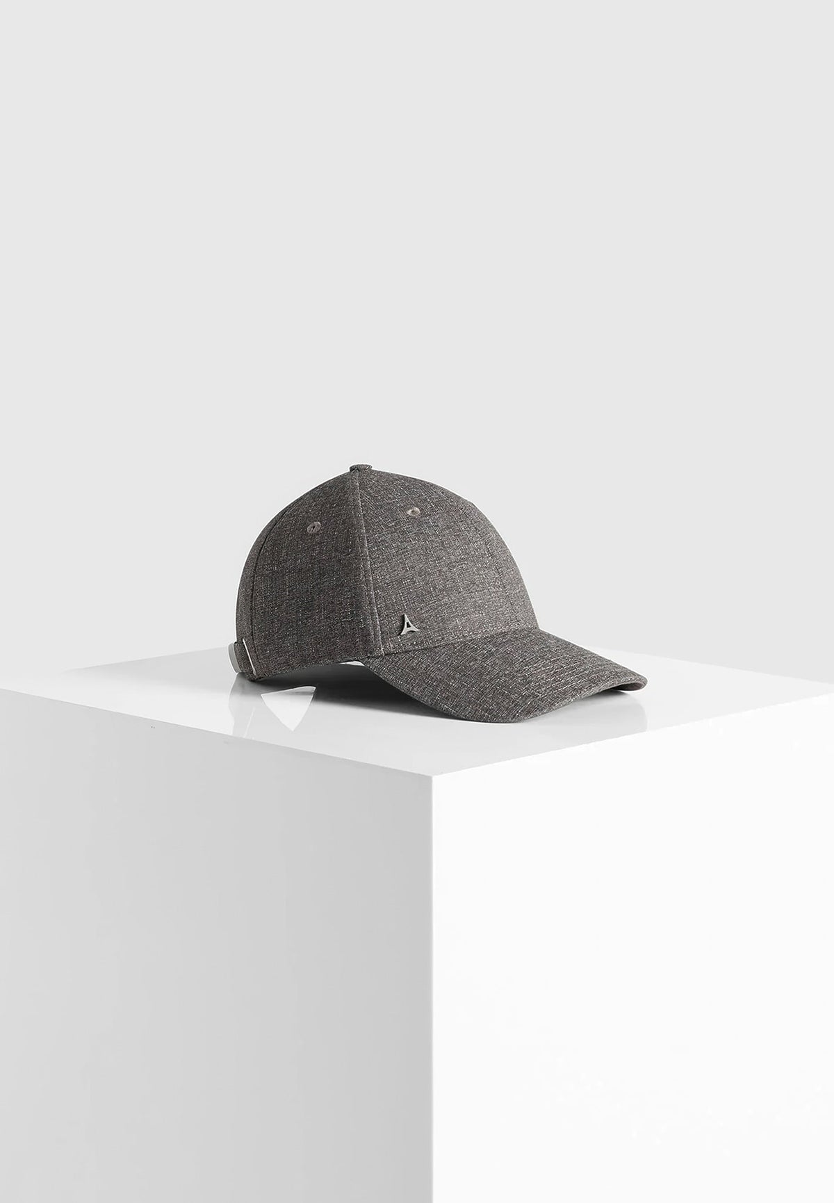 textured-cap-grey