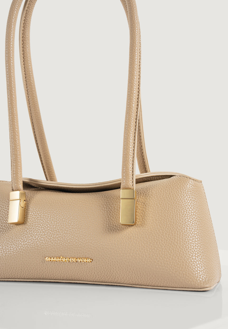 Annelise - Pebbled Leather Baguette Bag - Beige