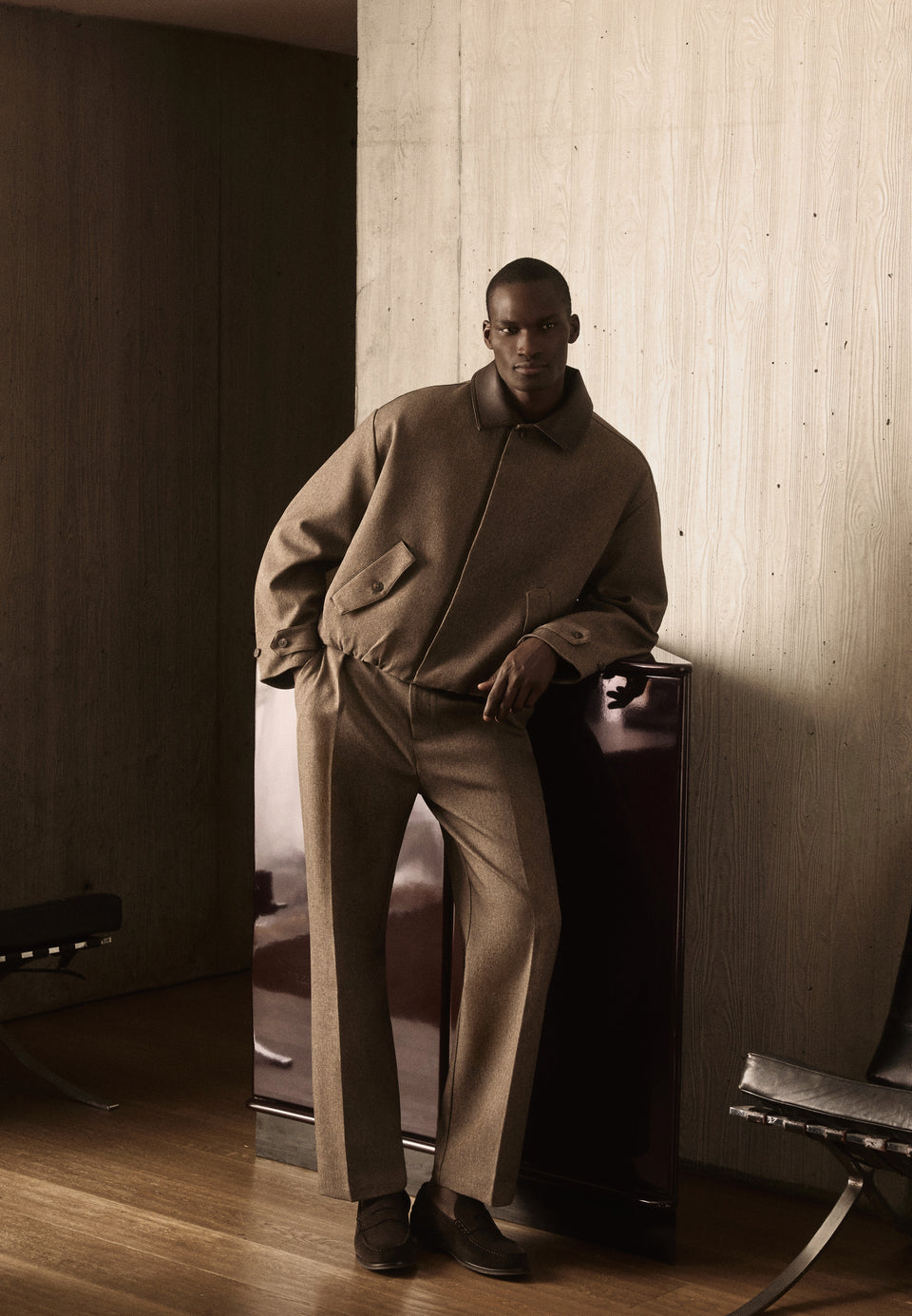 Dorian - Relaxed Fit Pleated Textured Tailored Pants - Taupe