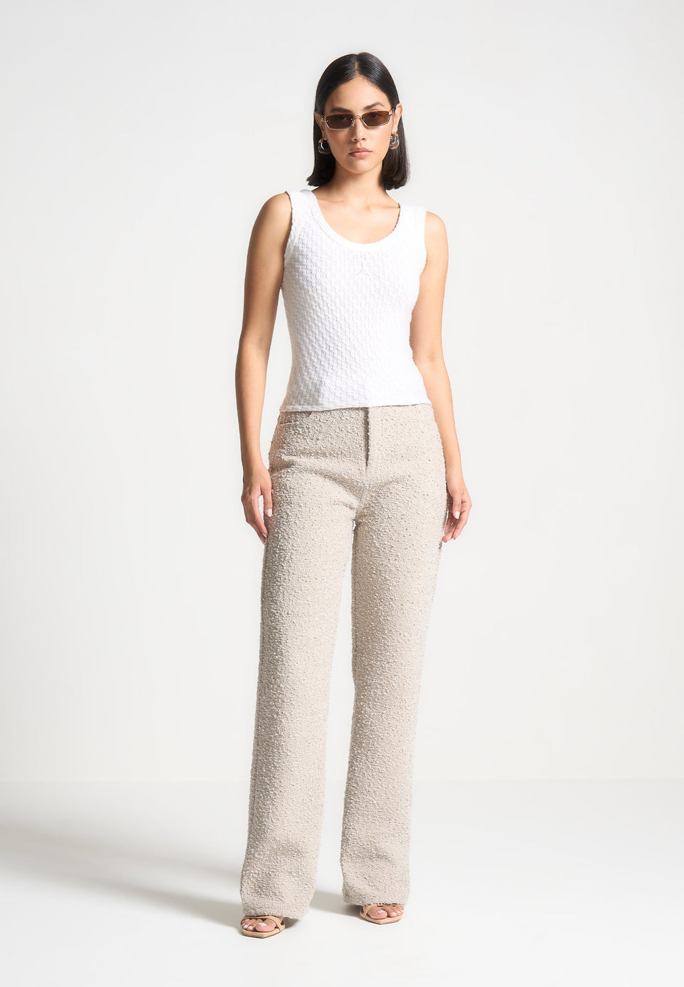 sara-boucle-straight-leg-jeans-beige