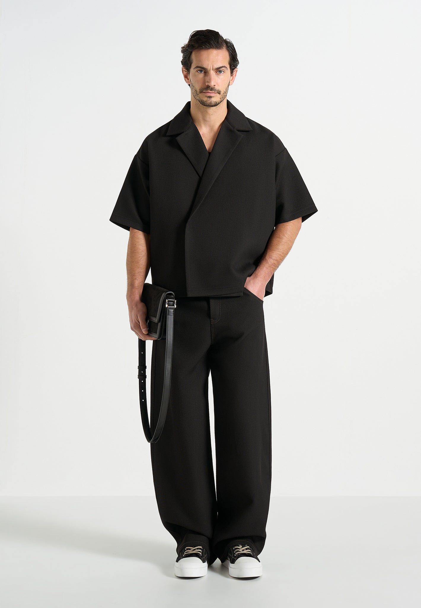 boxy-twill-double-breasted-shirt-black 