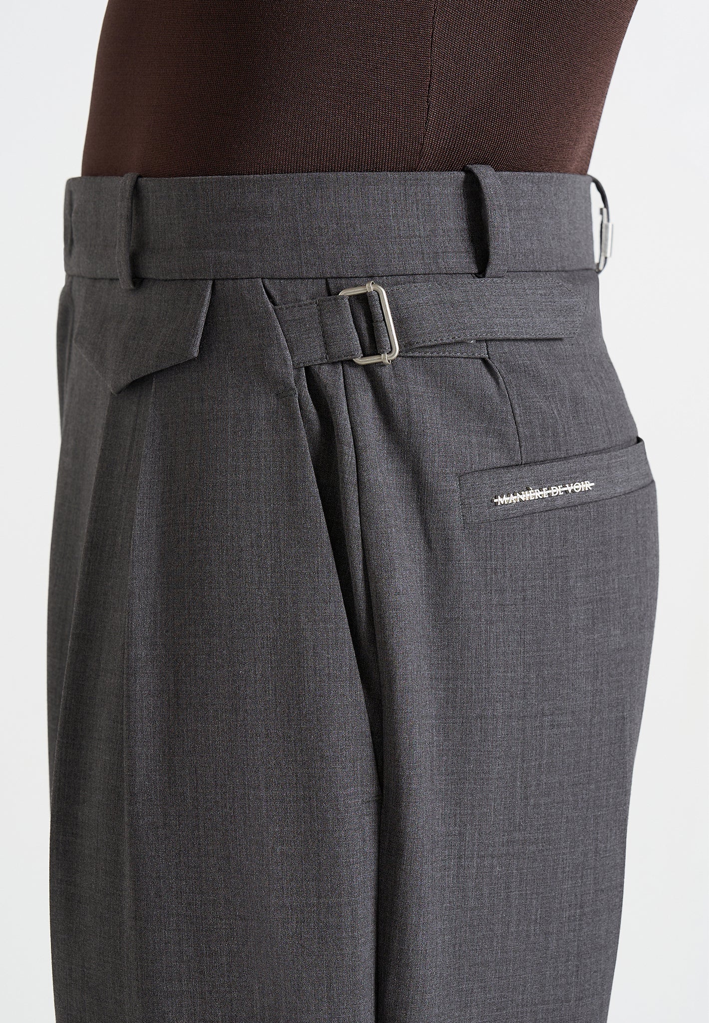 pierre-relaxed-fit-pleated-tailored-trousers-grey