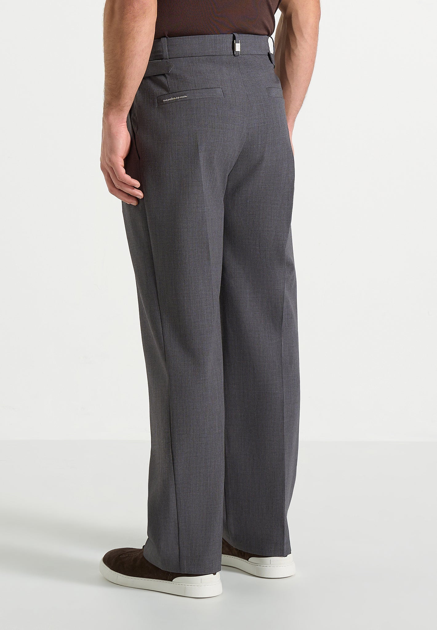pierre-relaxed-fit-pleated-tailored-trousers-grey
