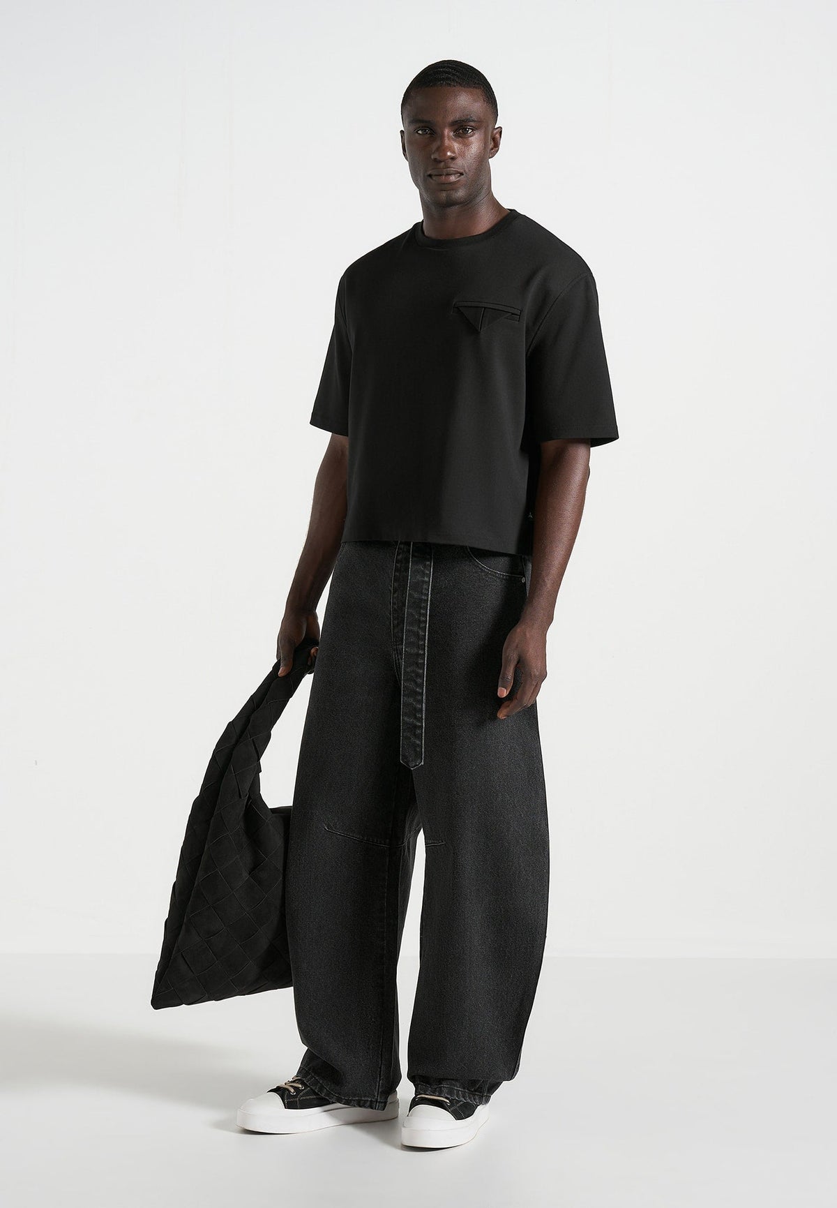 Xander - Barrel Leg Denim Jeans - Black