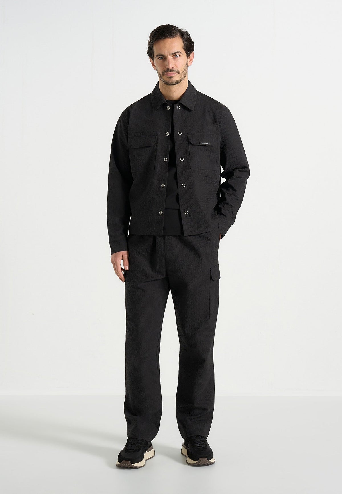 Rayan - Textured Cargo Pants - Black