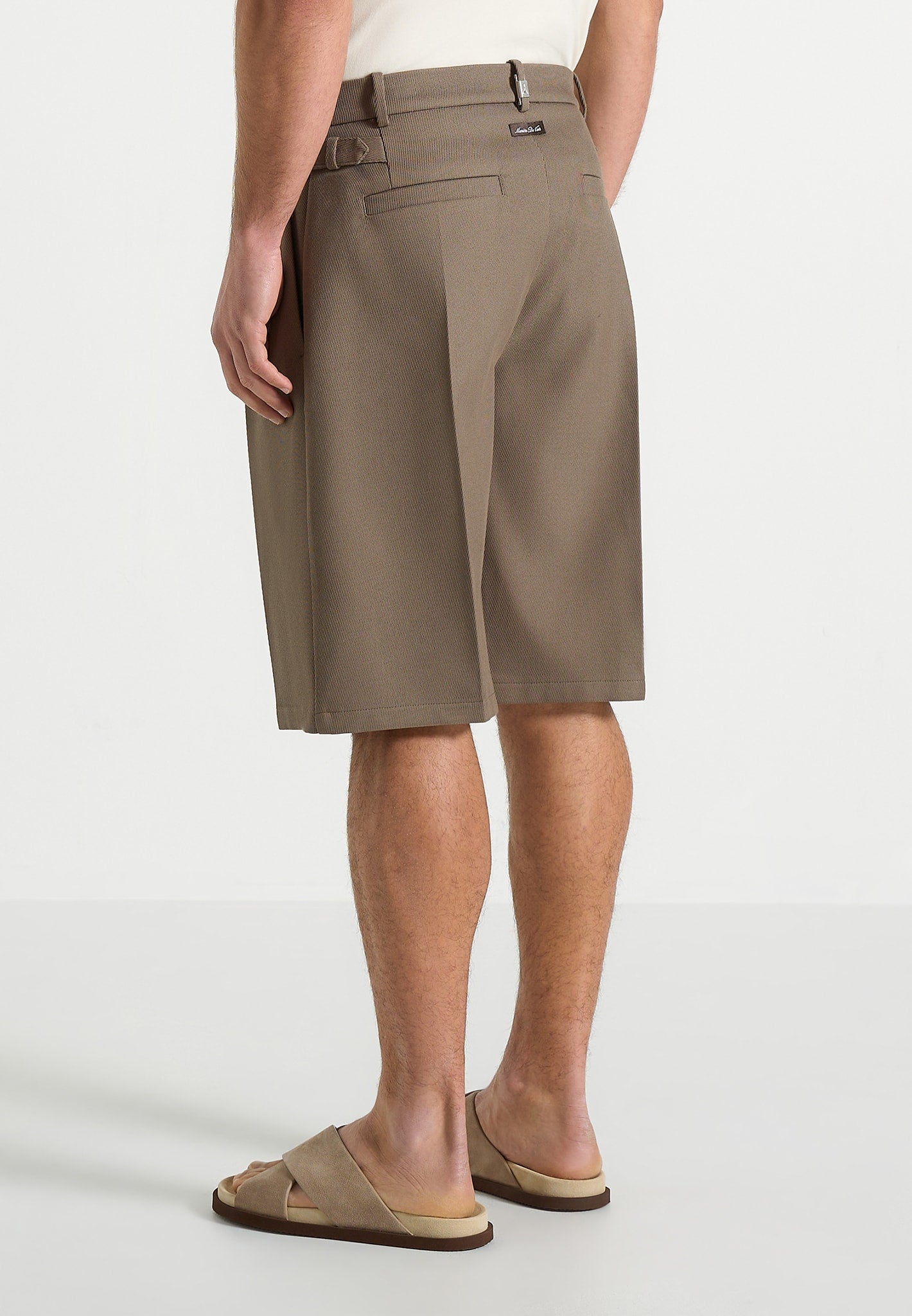 auguste-tailored-twill-bermuda-shorts-olive