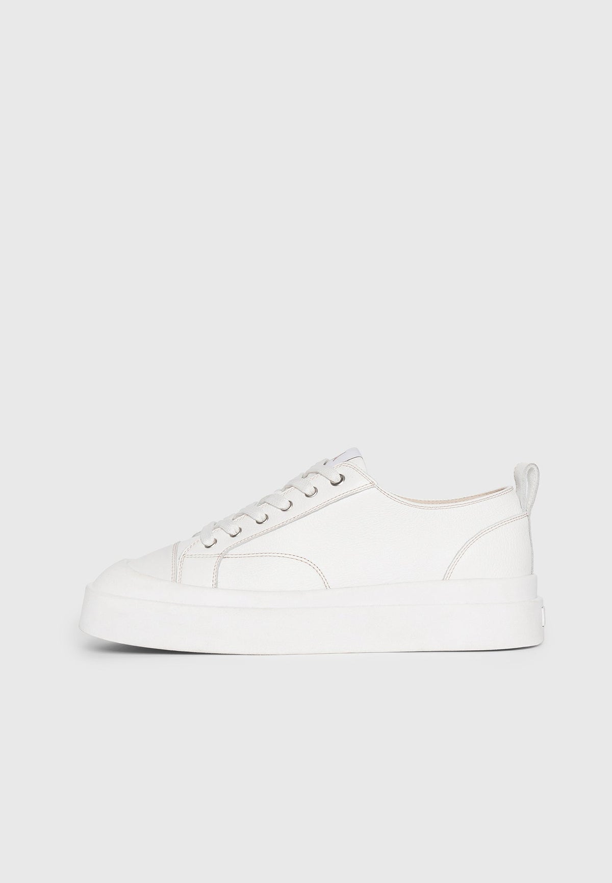 mens-vienna-leather-contrast-stitch-sneakers-white