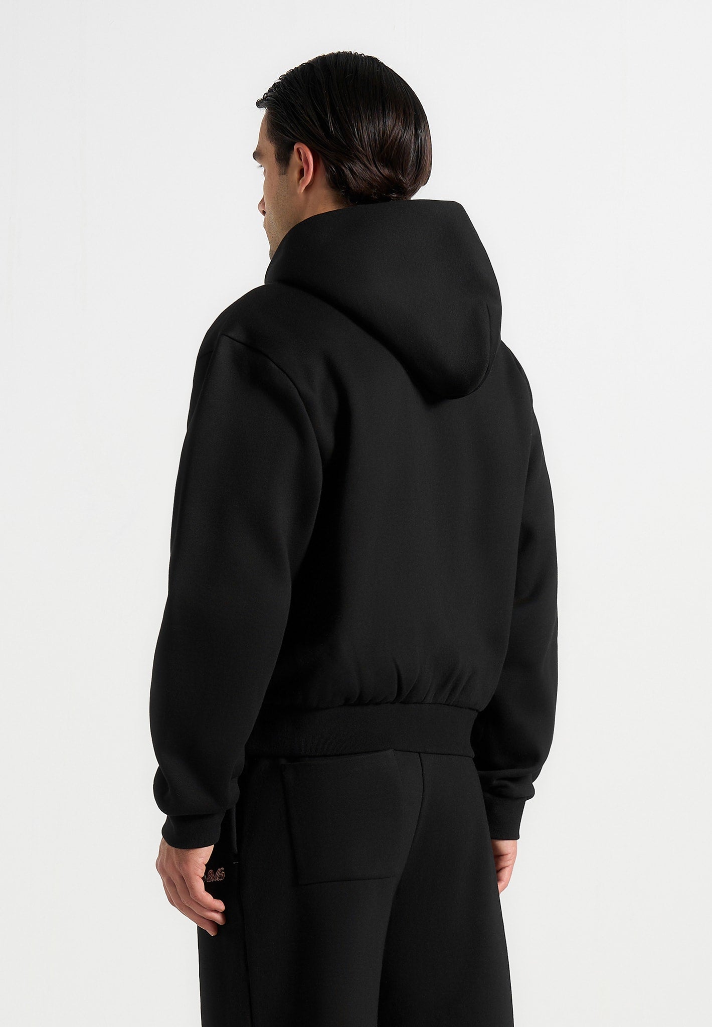js002-unisex-signature-relaxed-fit-zip-hoodie-black