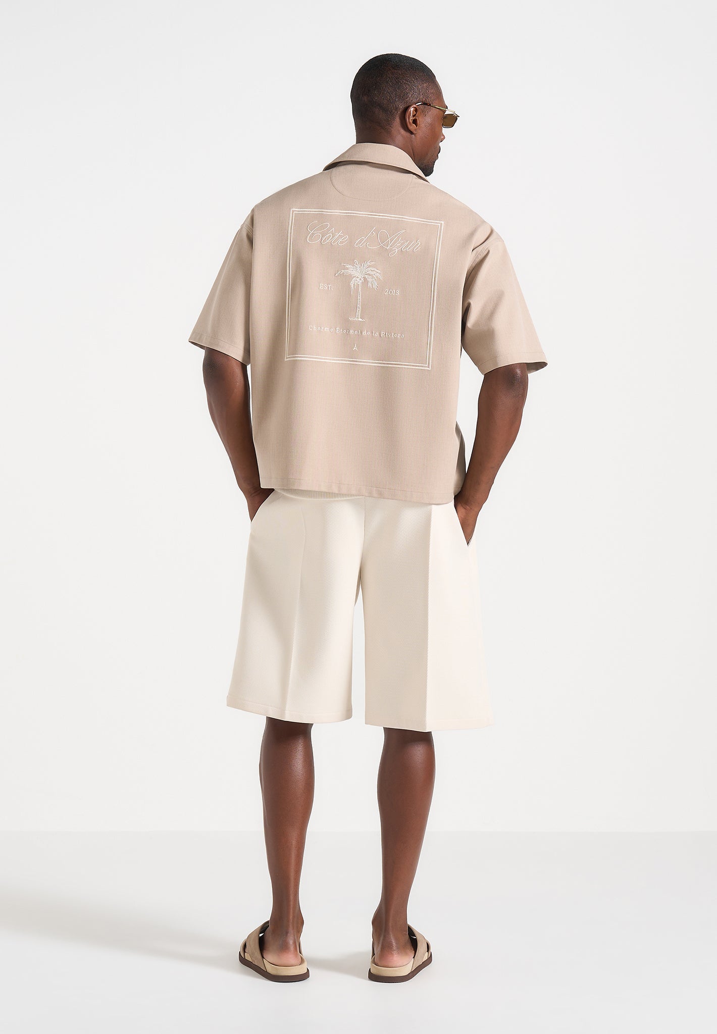 Alexis - Unisex Cote d'Azur Boxy Shirt - Beige