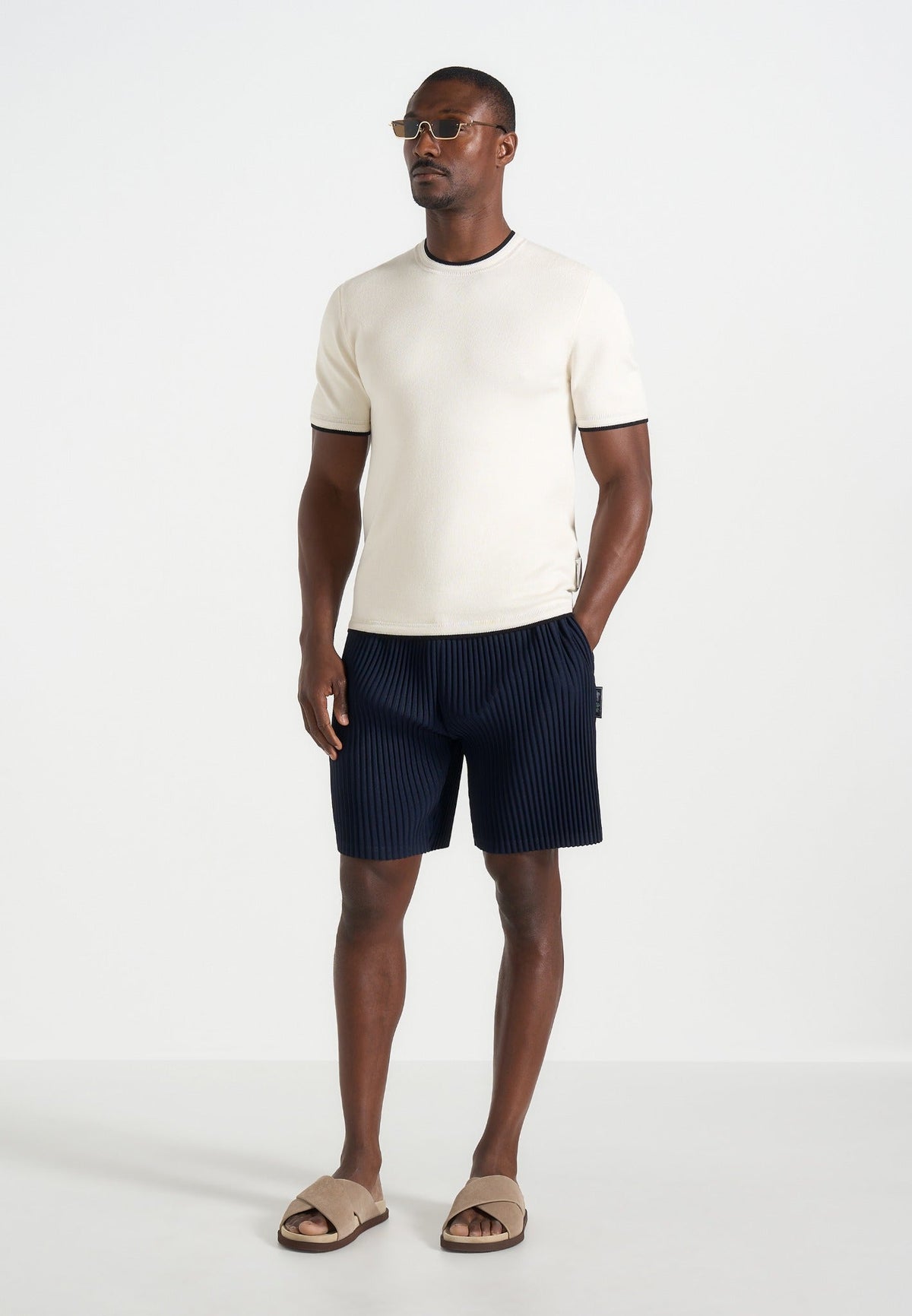 drew-pleated-shorts-navy