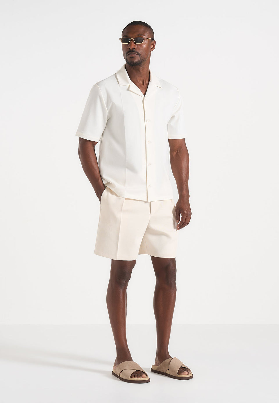 marin-tailored-pleated-shorts-cream