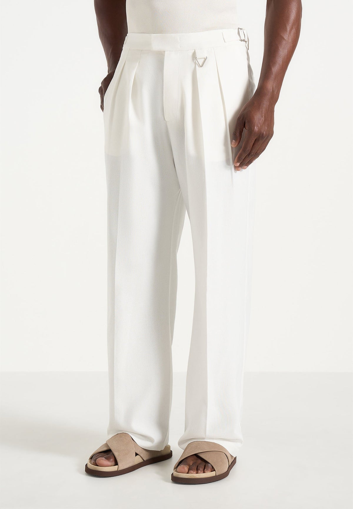 Pierre - Twin Pleat Linen Pants - White
