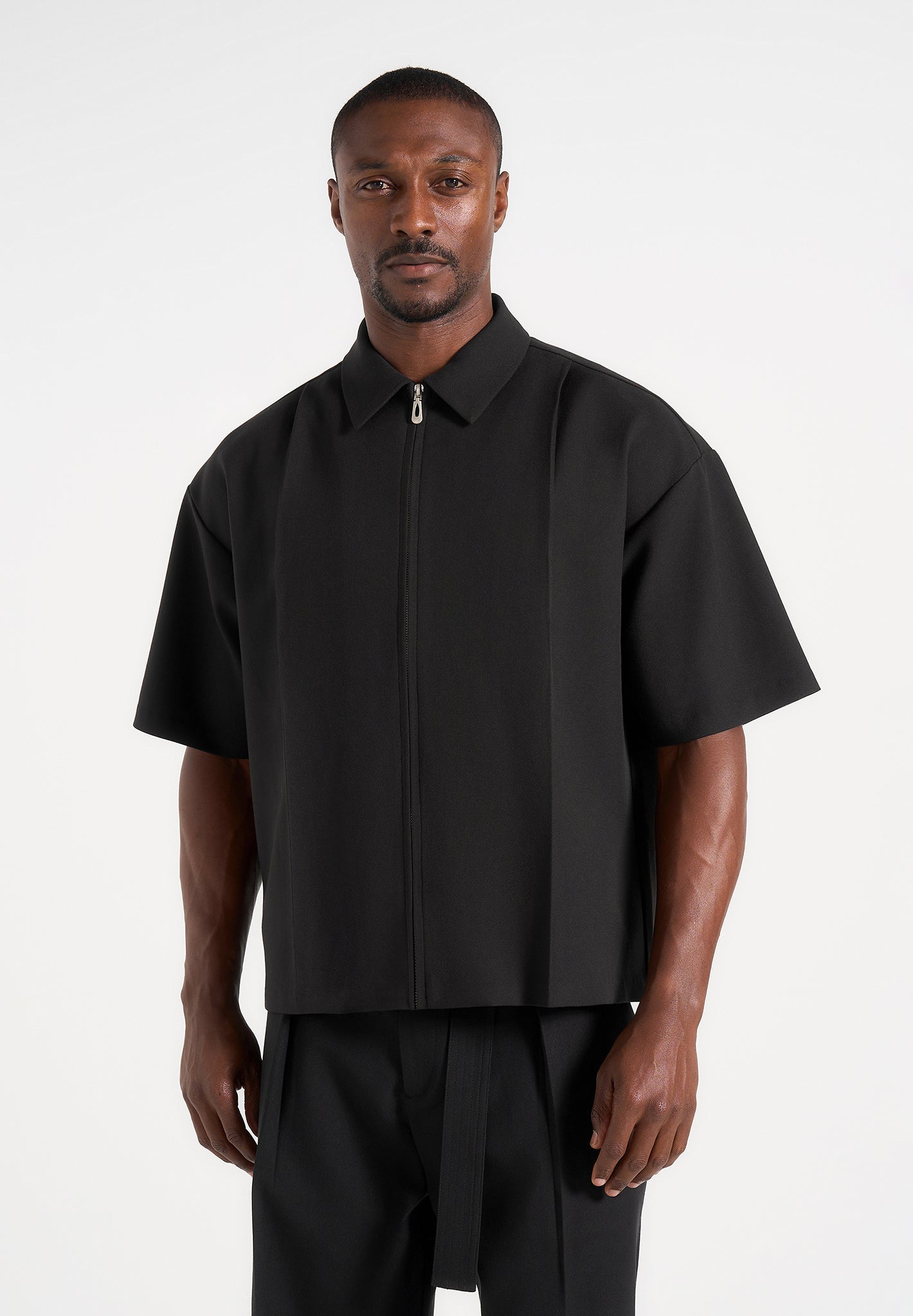 Aven - Boxy Shirt With Crease - Black 