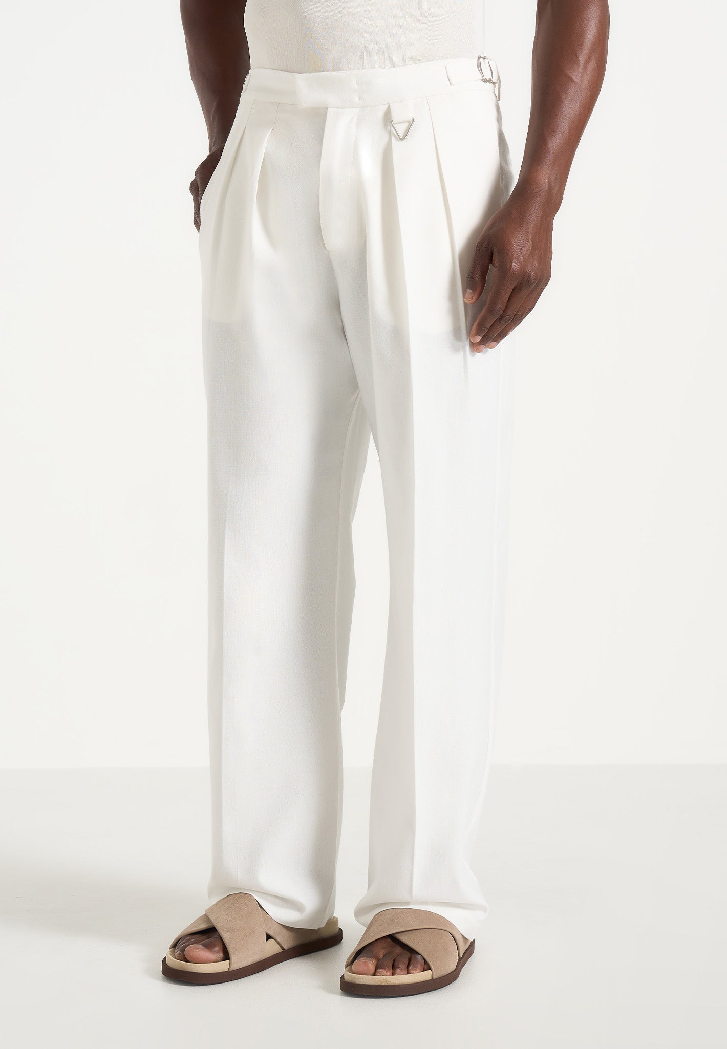 Pierre - Twin Pleat Linen Pants - White 