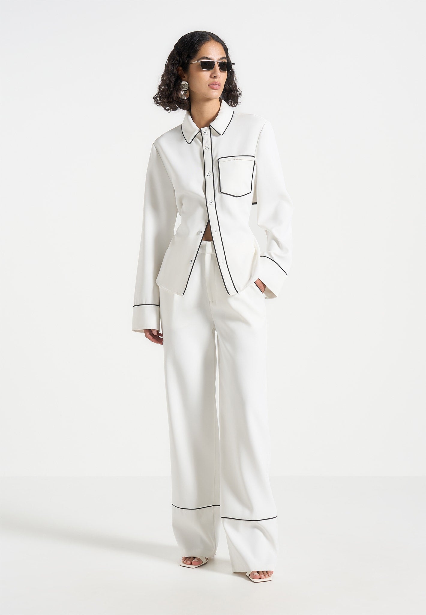 Contrast Piped Backless Tie Shirt - White/Black 