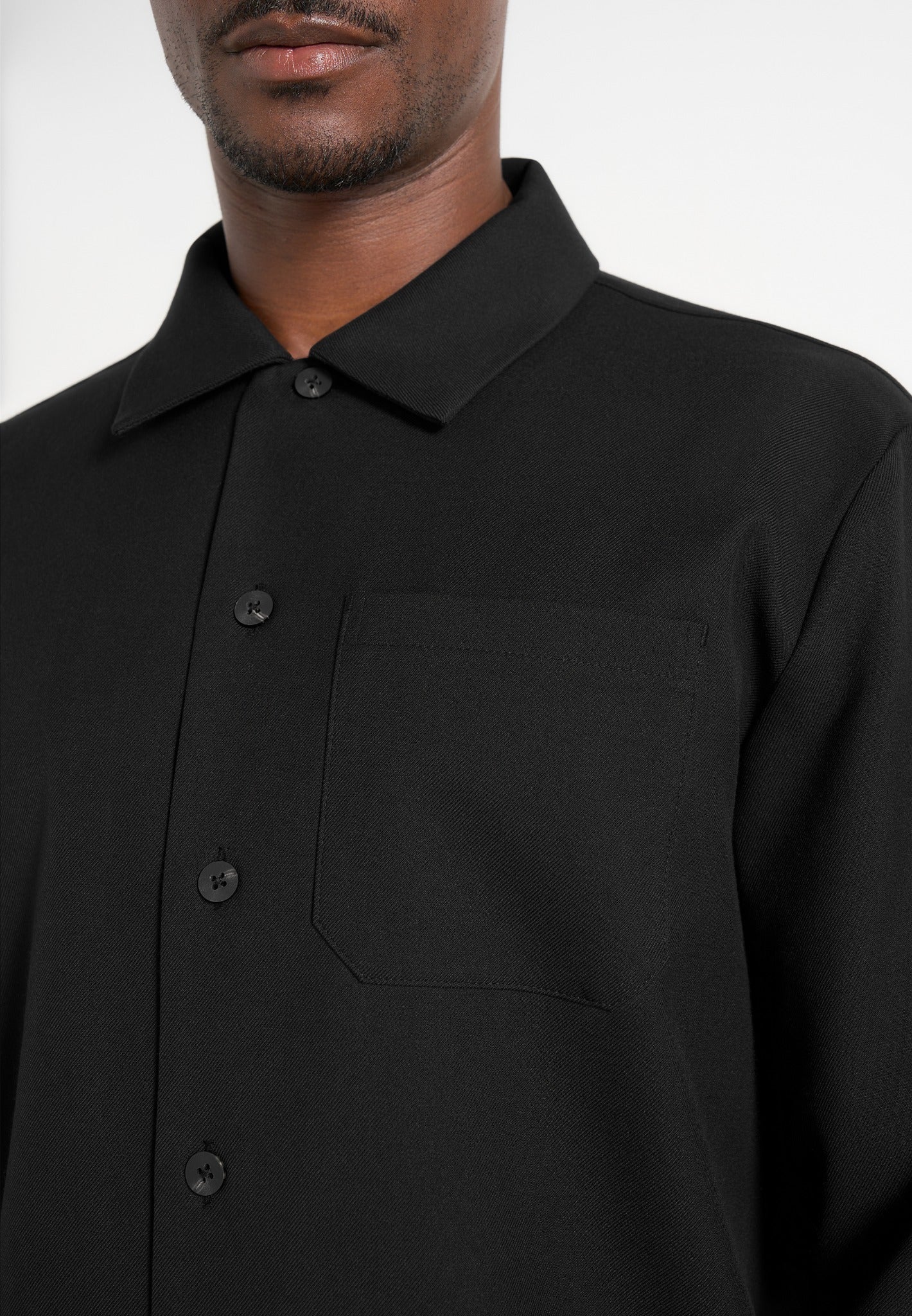 Valentin - Tailored Overshirt - Black