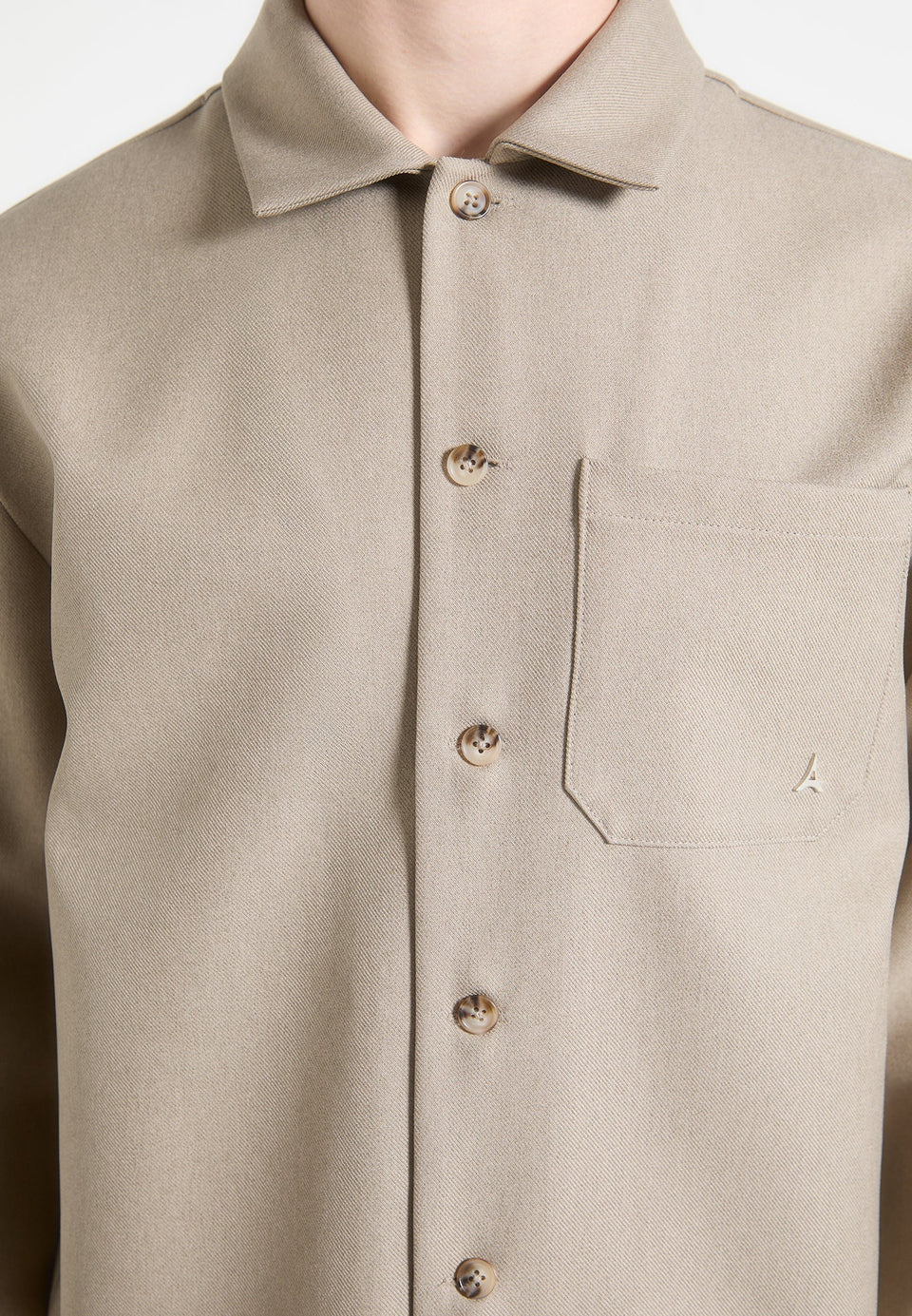 valentin-tailored-overshirt-beige