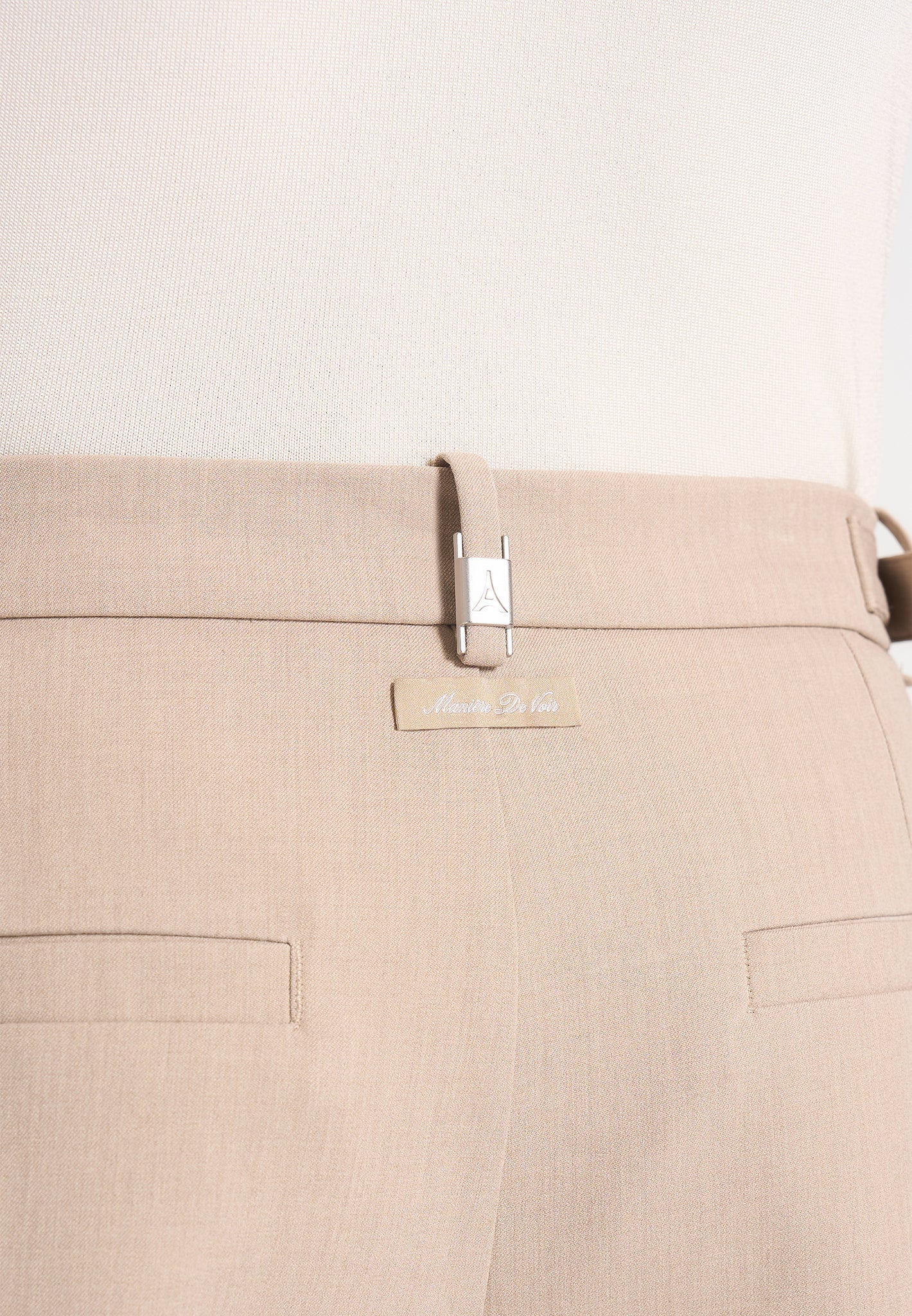 marin-tailored-pleated-shorts-beige