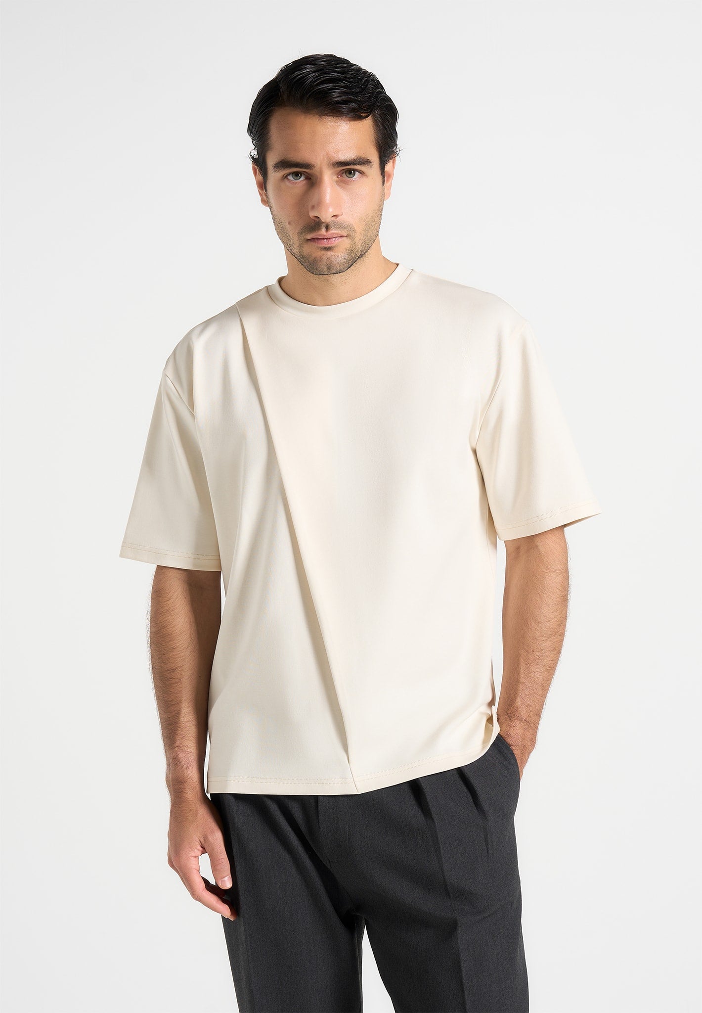Hugo - Relaxed Fit T-Shirt With Pleat - Cream 