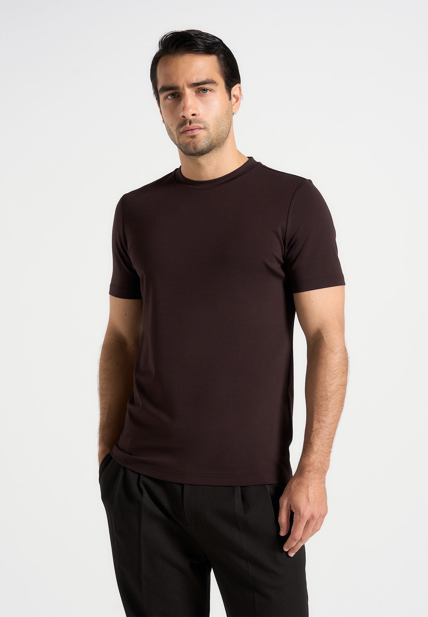 Armand - Fitted Luxe T-Shirt - Brown 