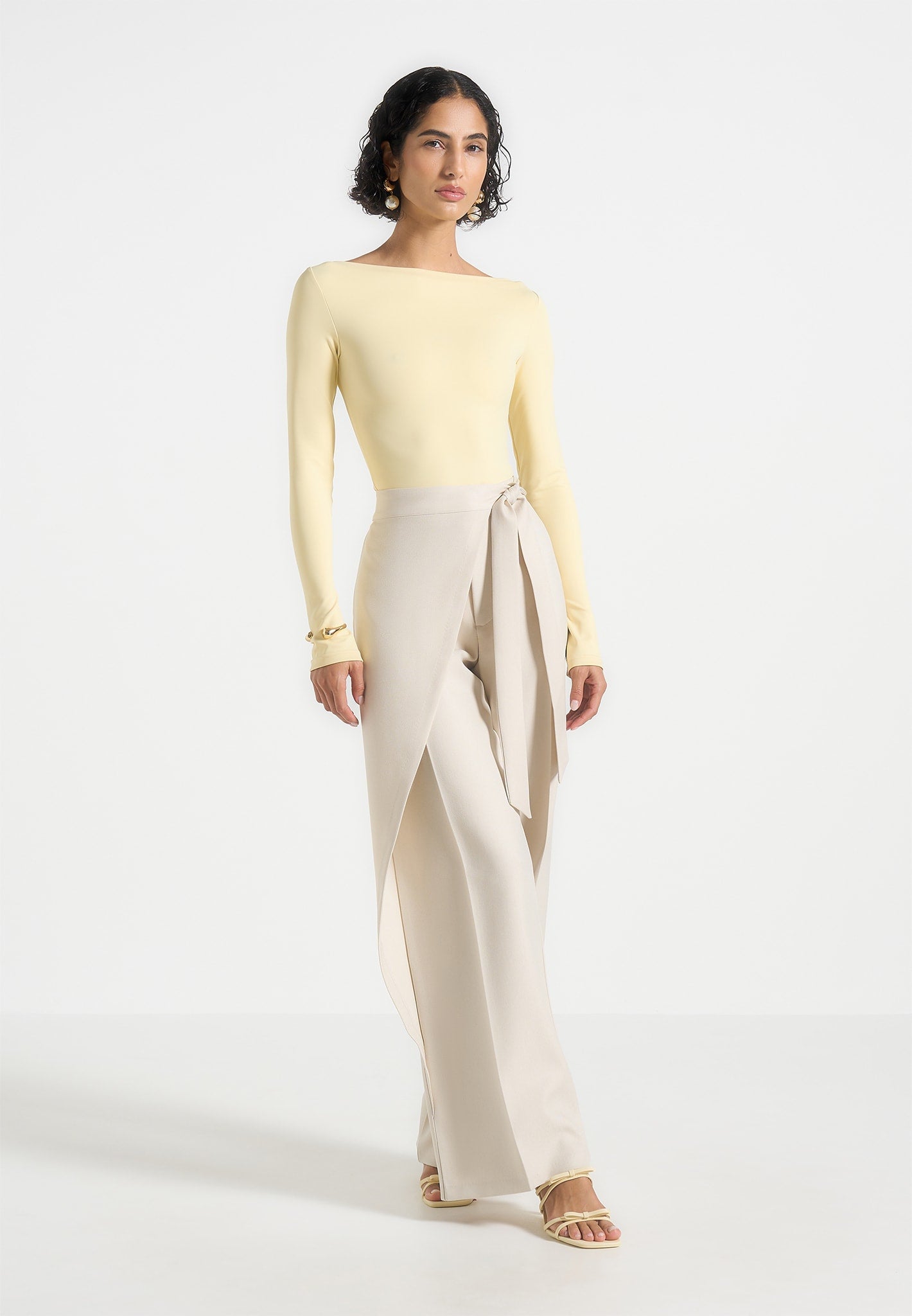 Éva - Boat Neck Bodysuit - Pale Yellow 
