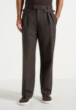 pierre-relaxed-fit-melange-pleated-tailored-trousers-brown