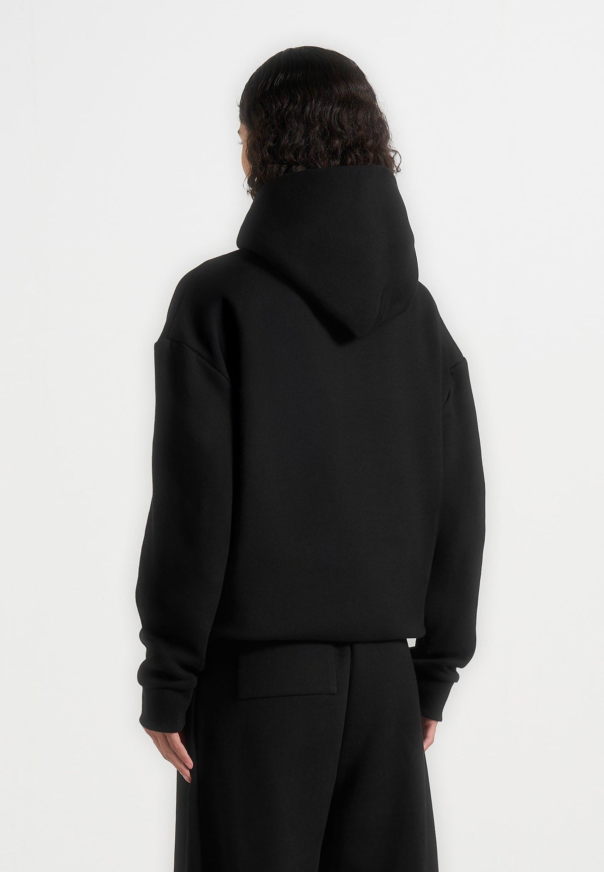 js001-unisex-signature-relaxed-fit-hoodie-black