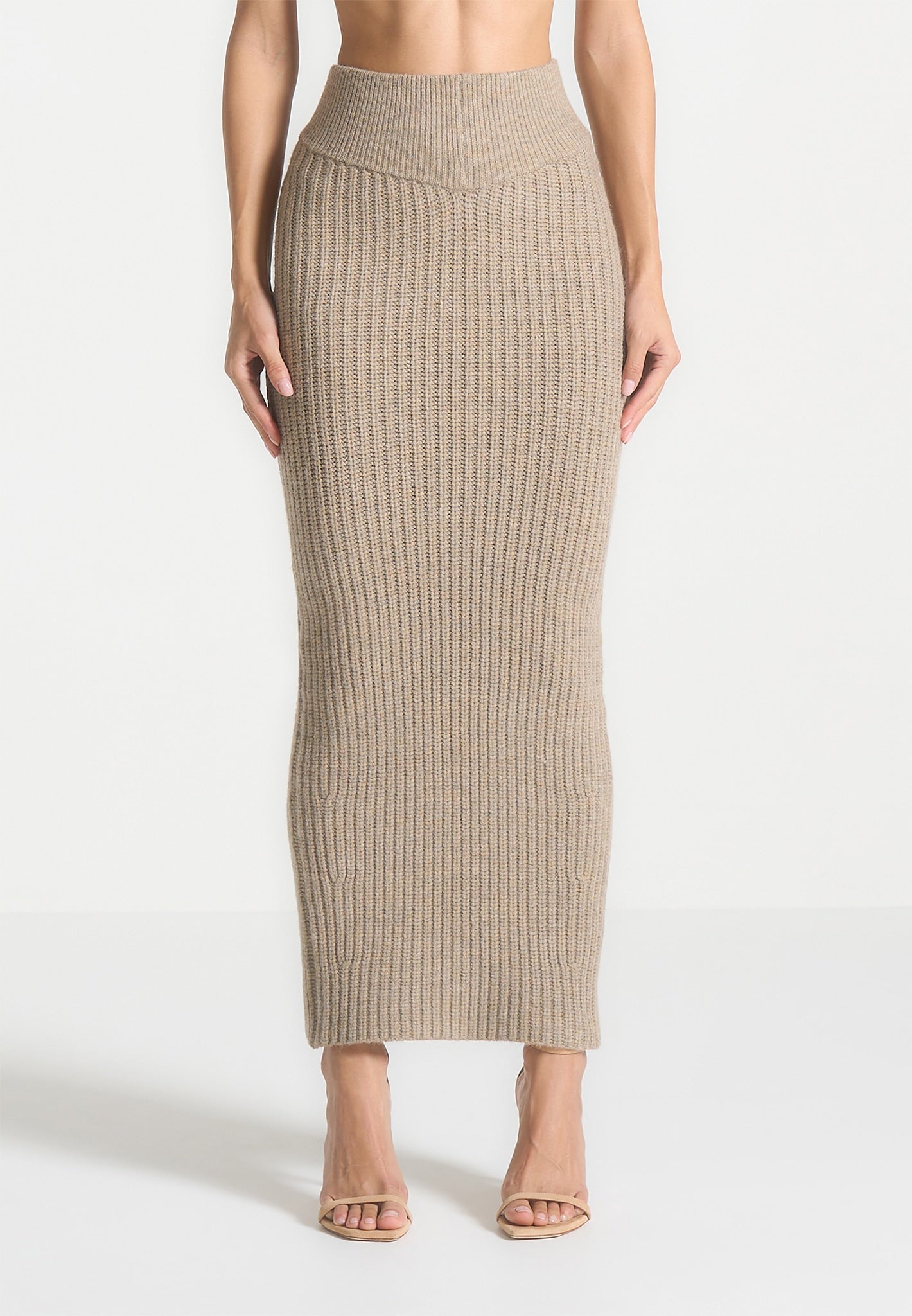 angled-waist-knit-maxi-skirt-beige-marl 