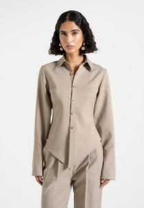 S⁠onia - Tailored Angled Shirt - Beige