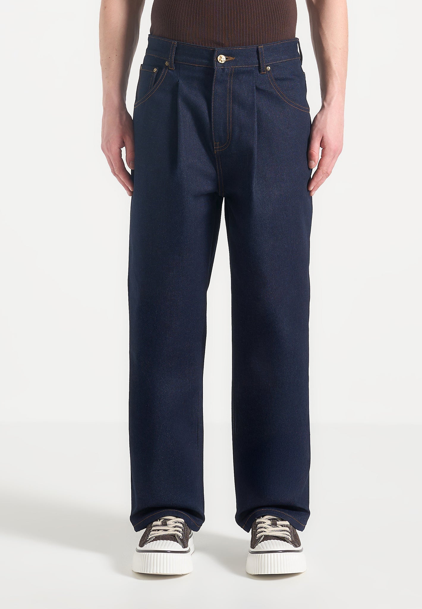 arnault-pleated-denim-jeans-indigo