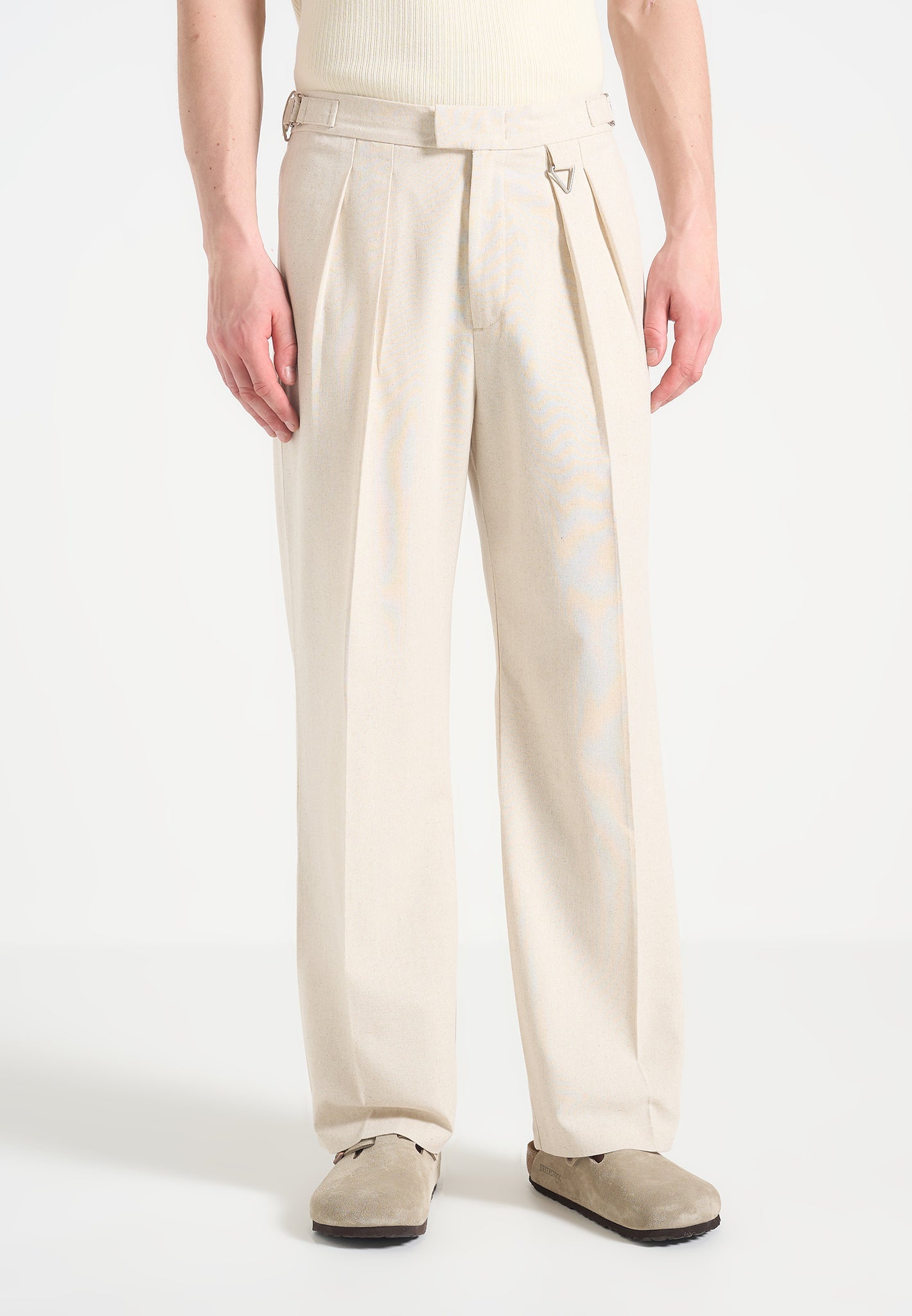 relaxed-fit-linen-trousers-with-twin-pleat-natural 