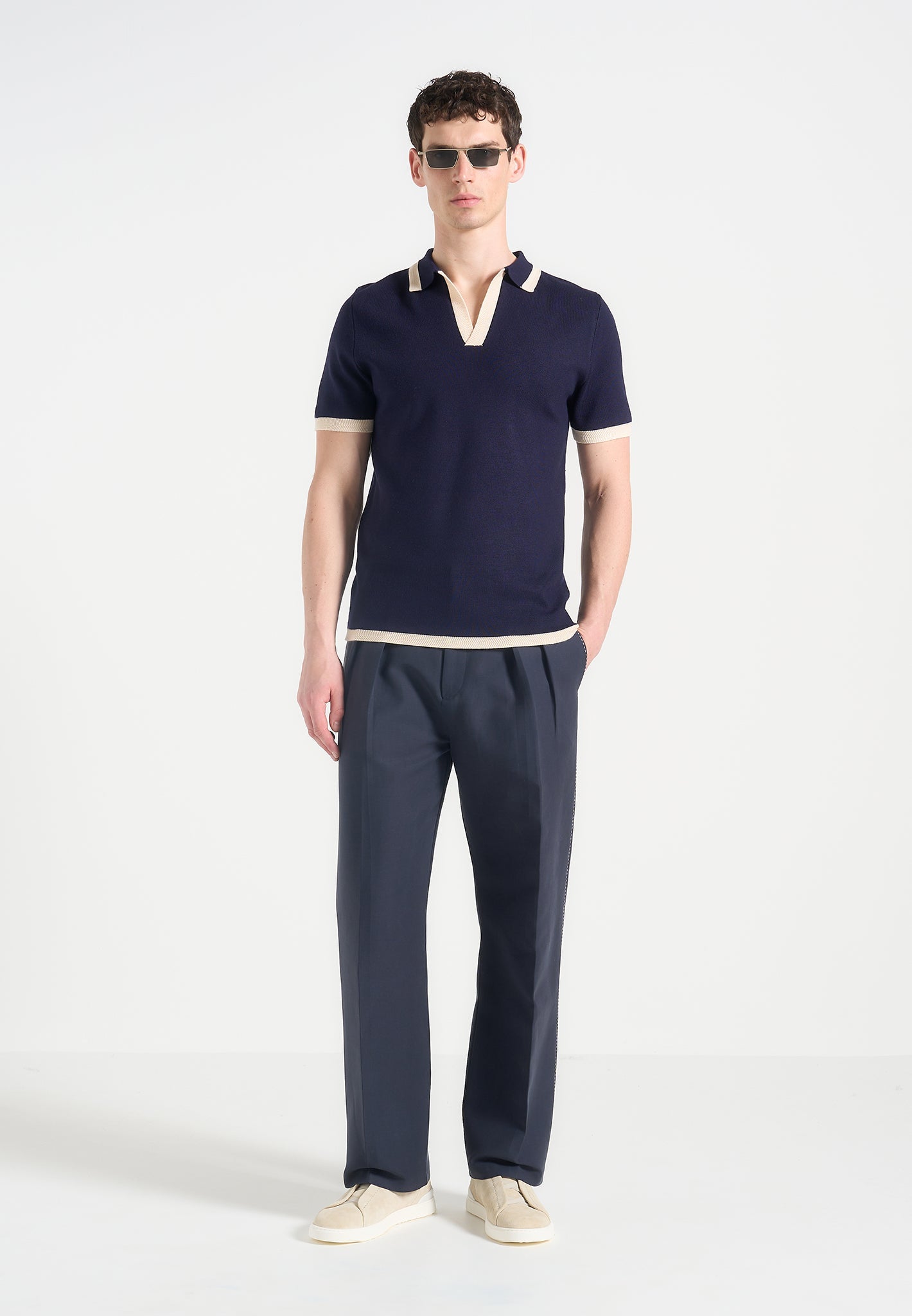 contrast-detail-knit-polo-shirt-navy
