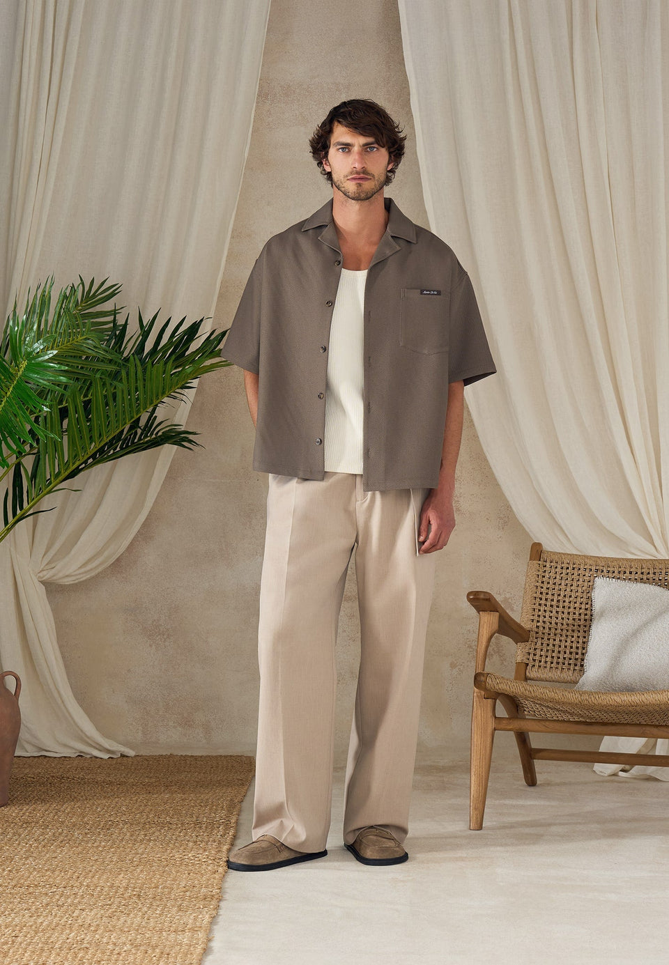 brook-unisex-signature-twill-boxy-shirt-olive