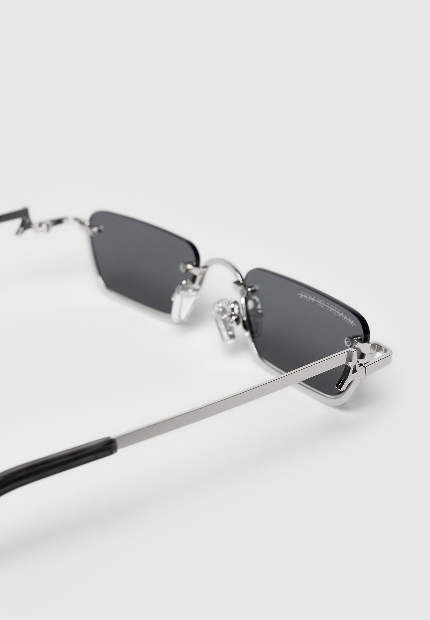 Kai - Frameless Sunglasses - Silver