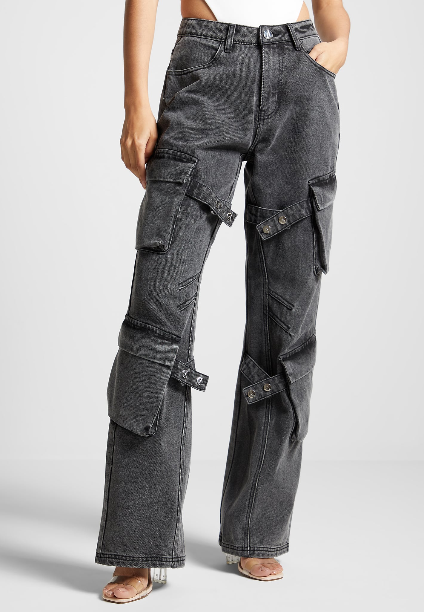 strap-detail-cargo-jeans-washed-grey 