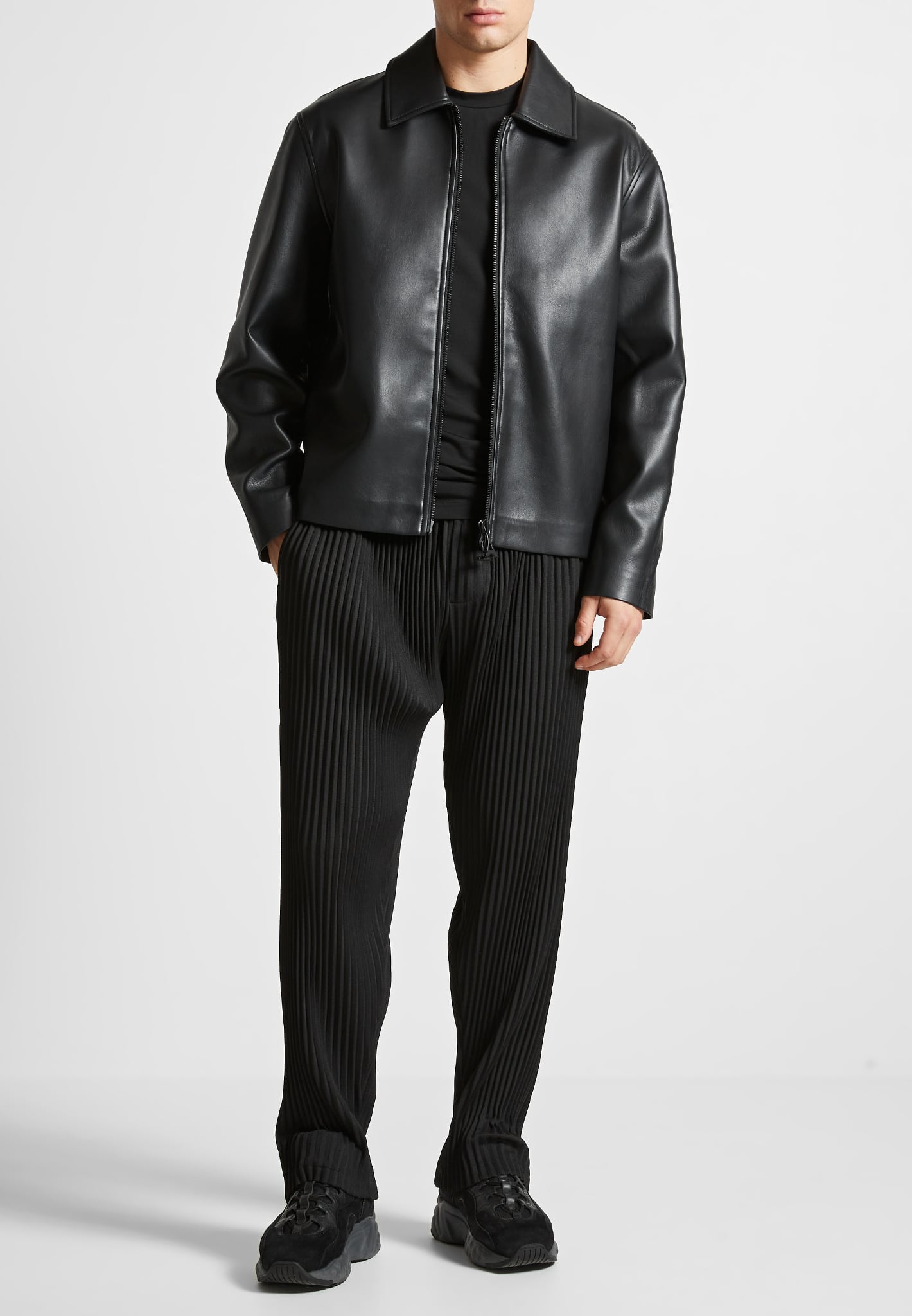 vegan-leather-minimal-boxy-jacket-black 