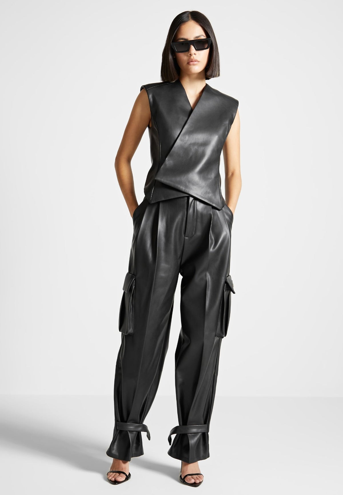 Danielle - Leather Pleated Cargo Pants - Black