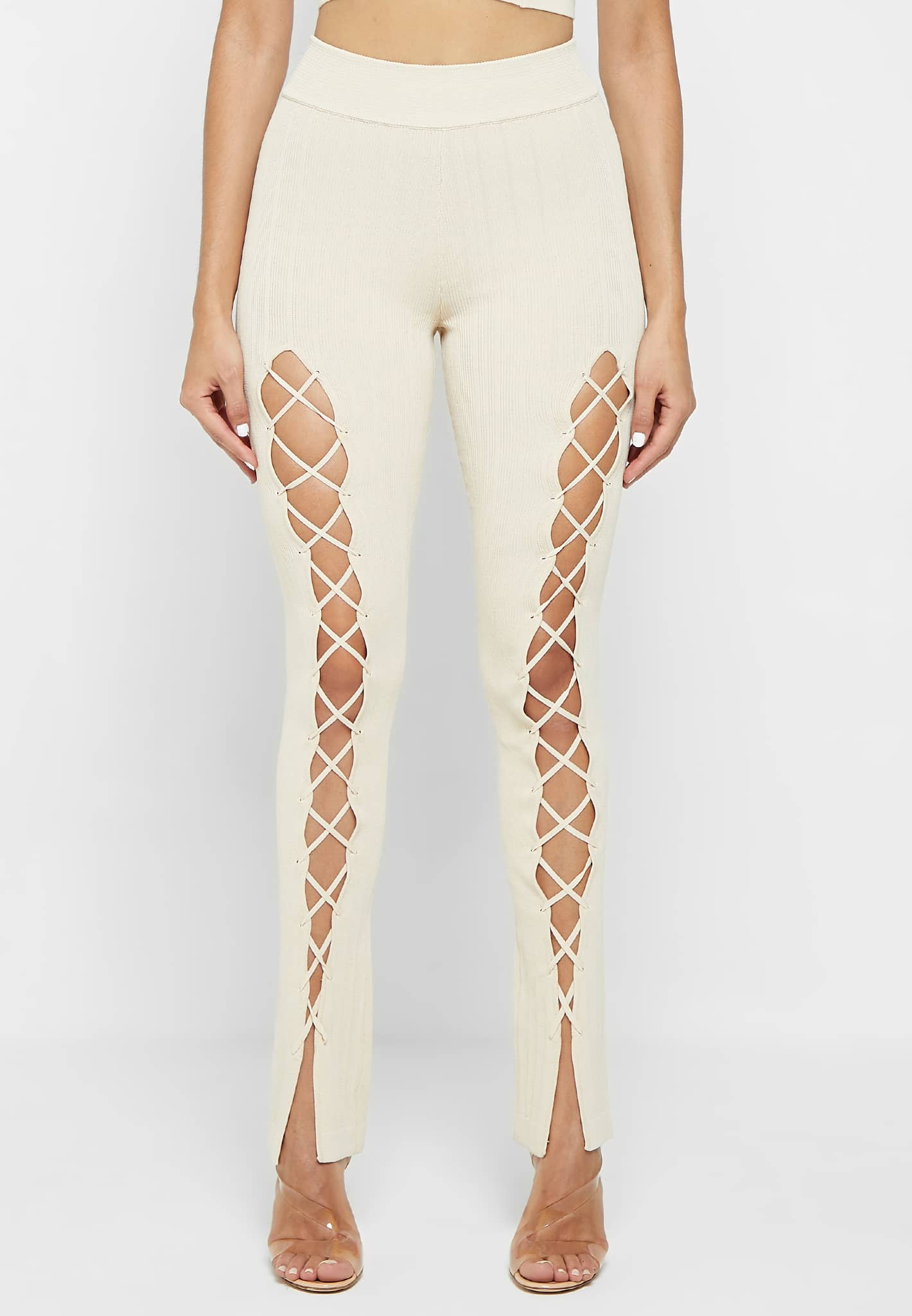 knitted-lace-up-leggings-beige 