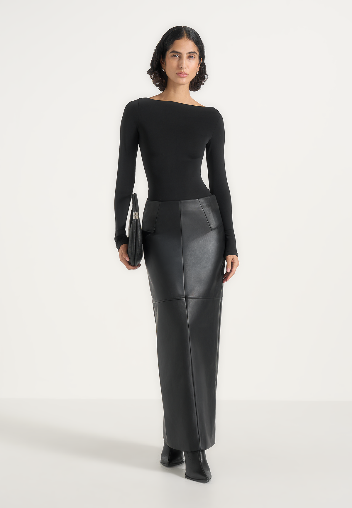 BS003 - Boat Neck Bodysuit - Black
