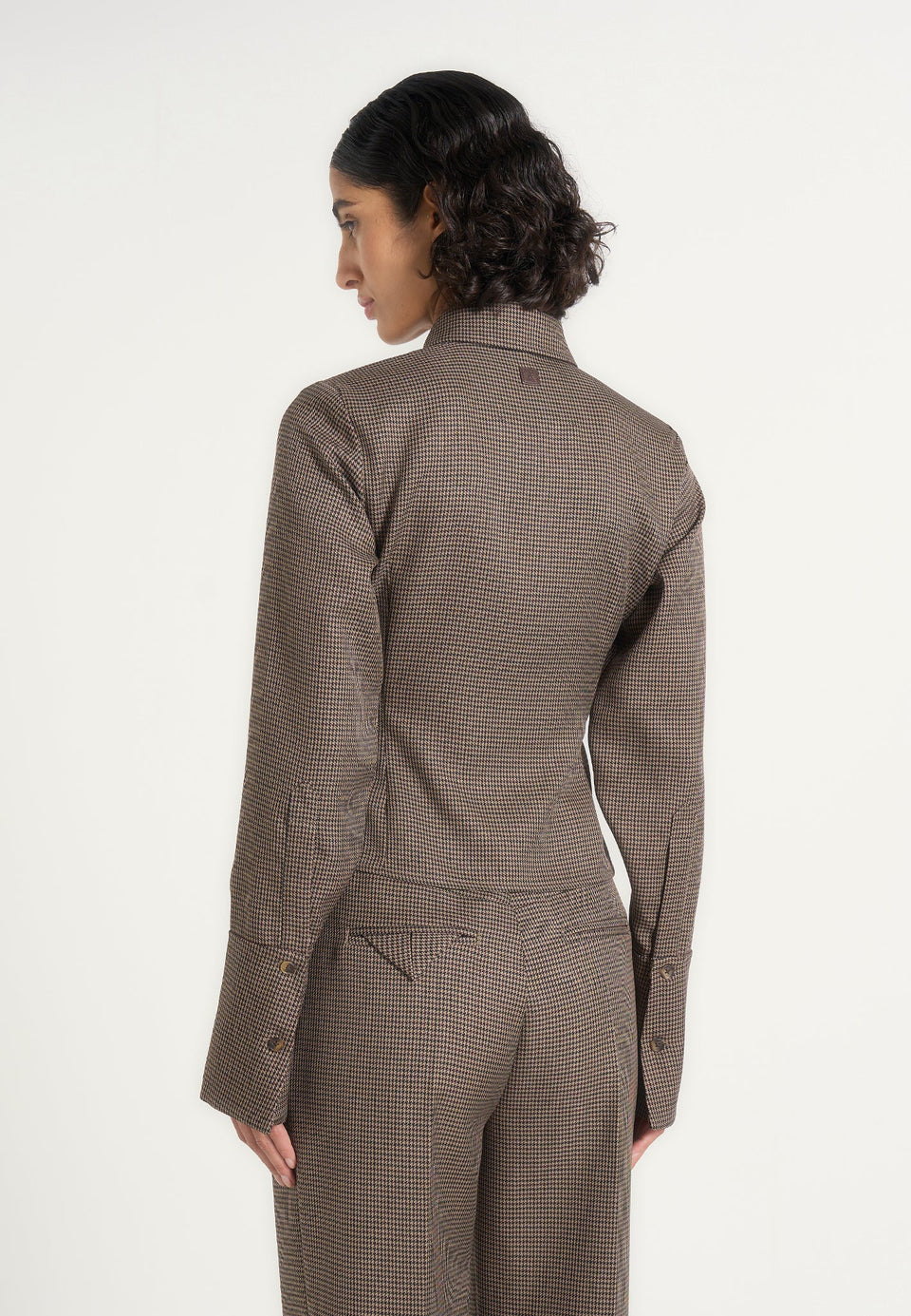 Sonia - Houndstooth Cinch Shirt - Brown